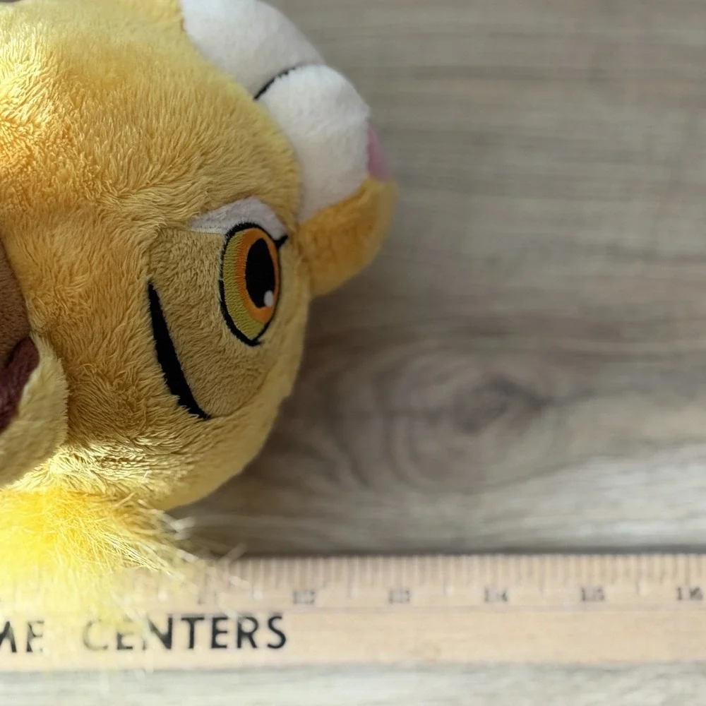 Disney Store Simba Lion King Pouncing Plush Toy Doll Yellow‎ Safari Collectible